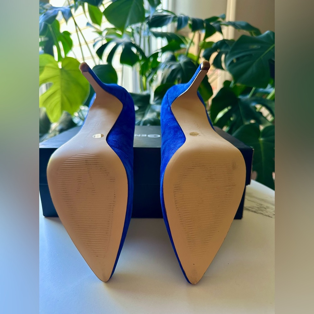 BCBG Gaminkha-x Blue Suede Heels - Picture 4 of 6